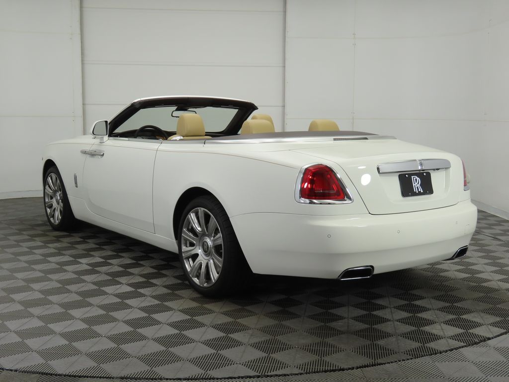 2017 Rolls-Royce Dawn  7