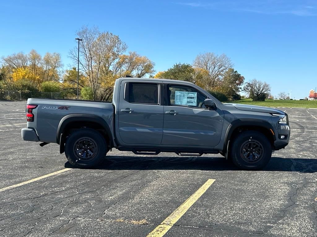 2025 Nissan Frontier PRO-4X photo