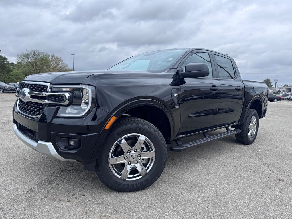 Shadow Black 2025 Ford Ranger XLT SuperCrew 4WD Pickup Truck Four-Wheel Drive Automatic