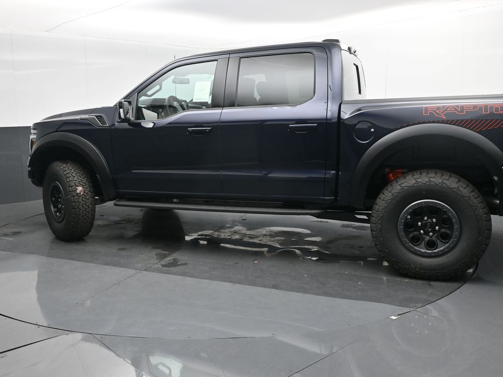 2025 Ford F-150 Raptor photo 3
