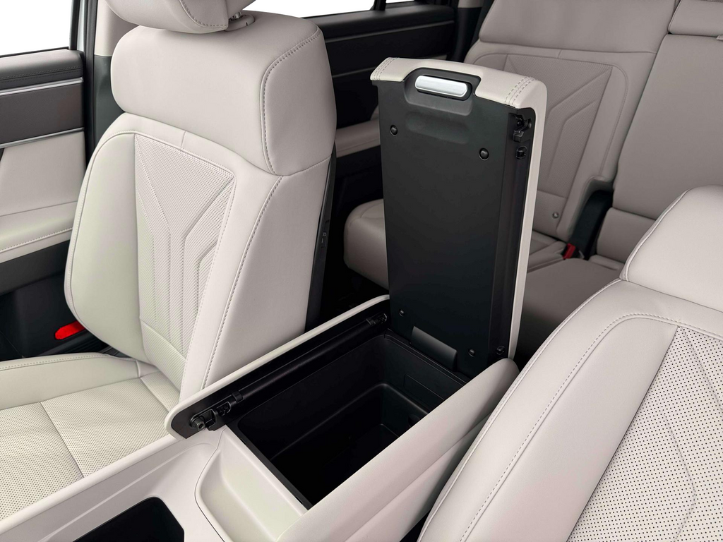 Thumbnail: 2026 Hyundai Santa Fe - 19