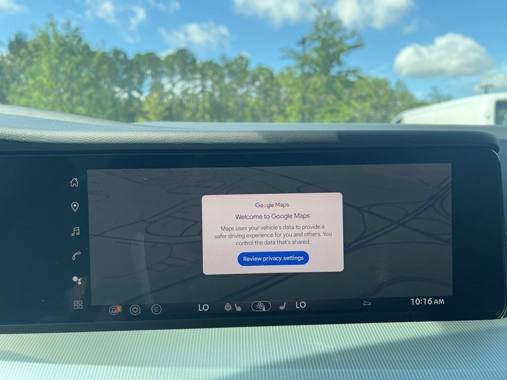 2025 Everest White Pearl Tricoat Nissan Murano SL AWD SUV