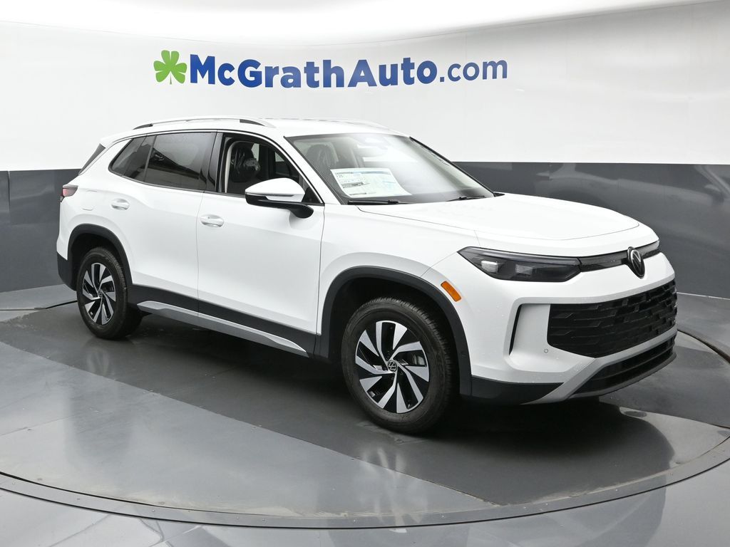 2026 Volkswagen Tiguan S's photo