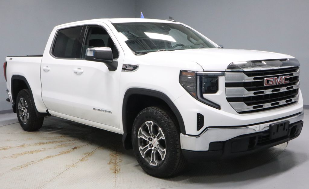 2023 GMC Sierra 1500 SLE Crew Cab 4WD