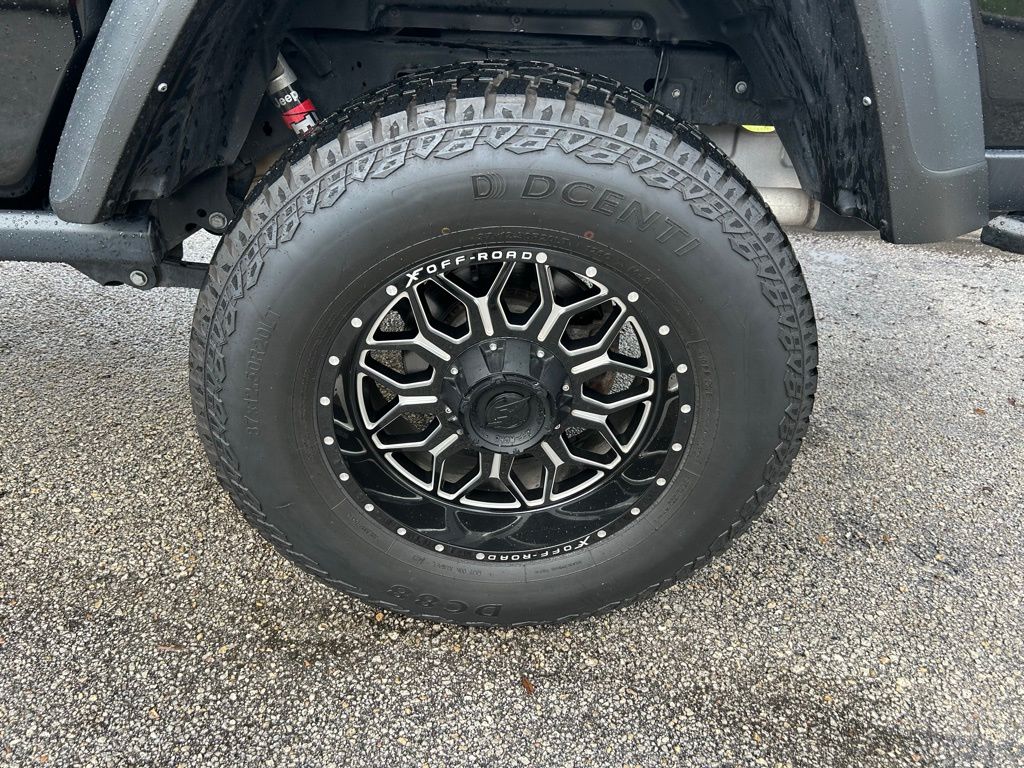 Thumbnail: 2022 Jeep Gladiator - 9