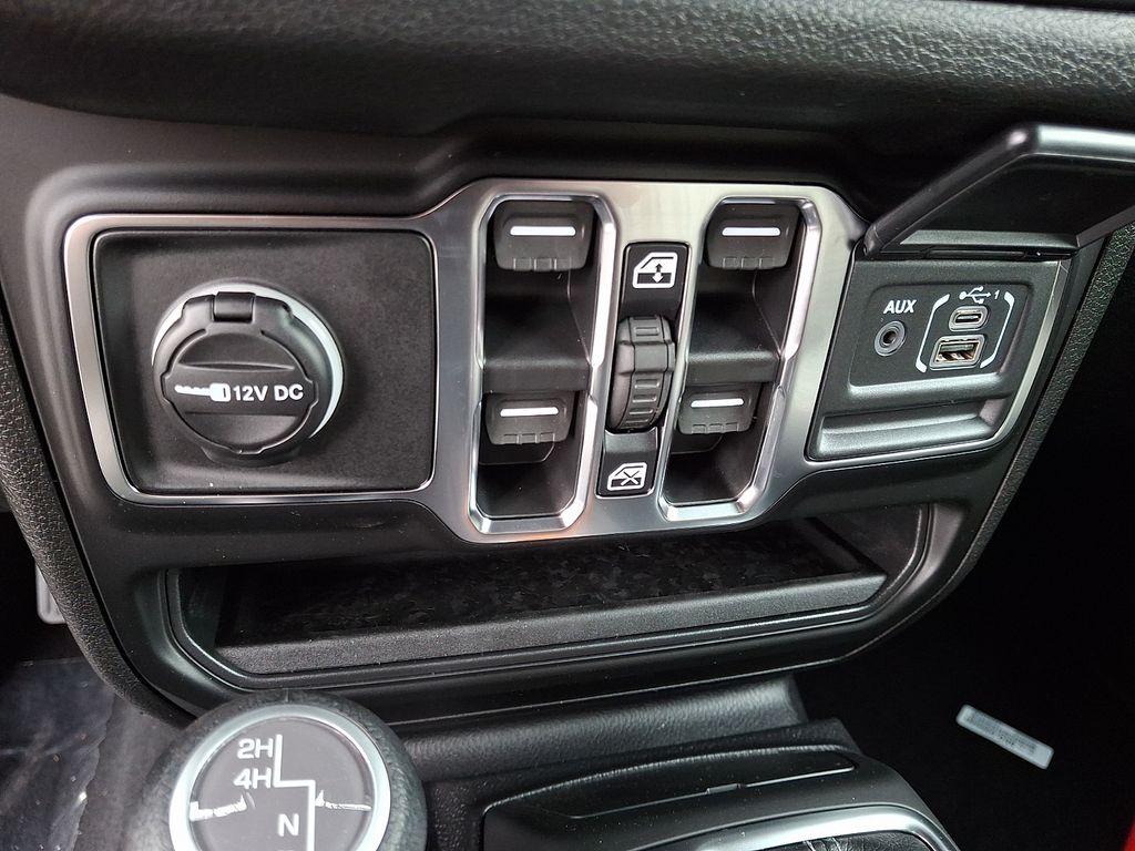 New 2026 Jeep Wrangler SUV