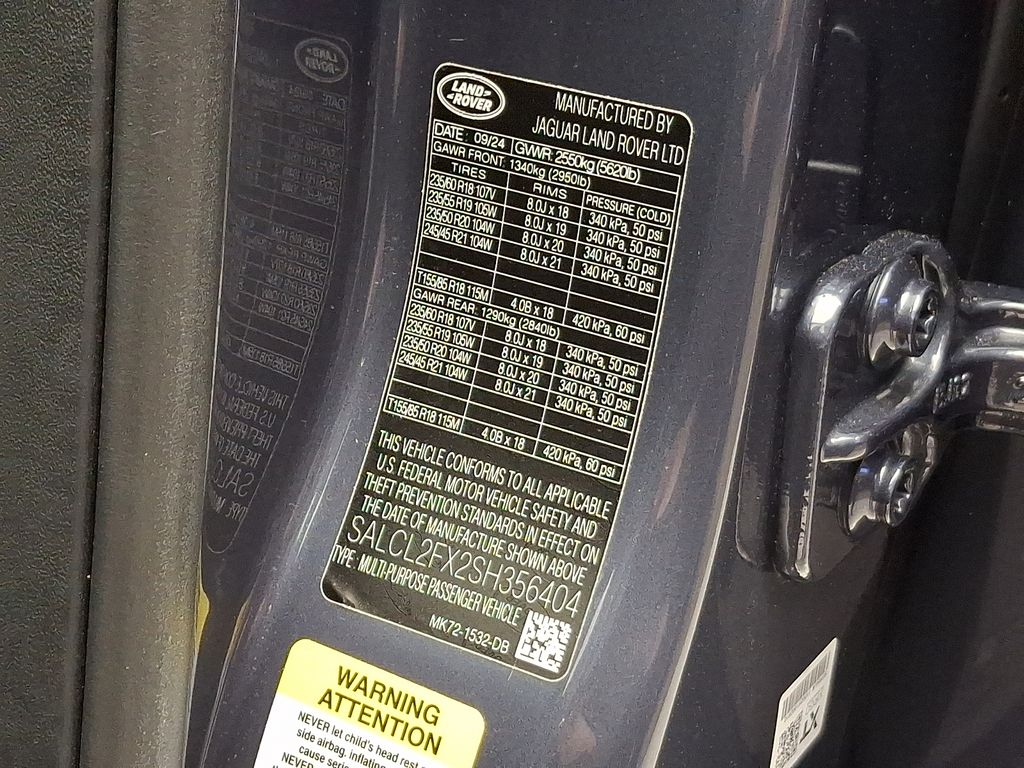 Thumbnail: 2025 Land Rover Discovery Sport - 29