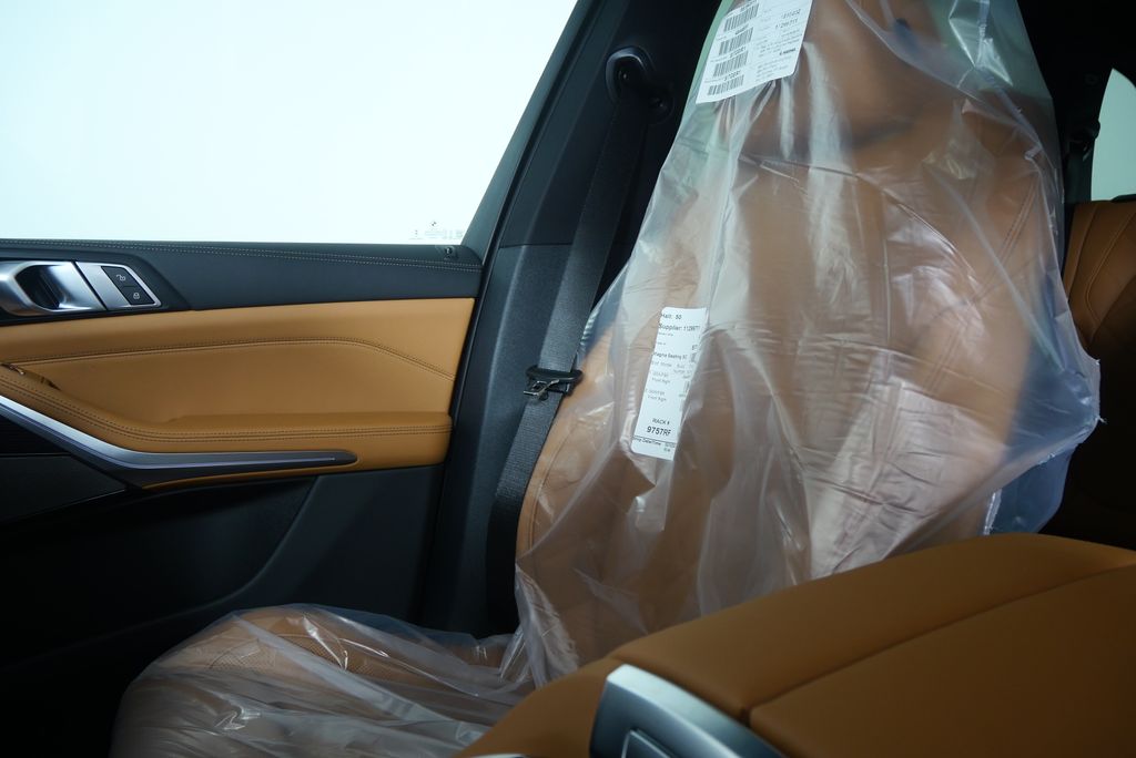 Thumbnail: 2026 BMW X5 - 22