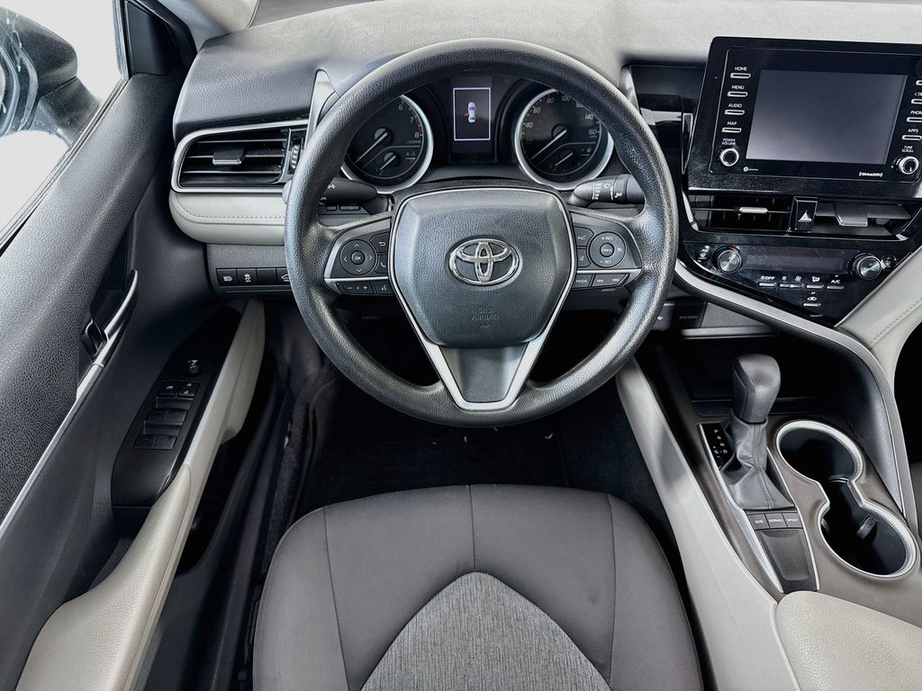 Thumbnail: 2023 Toyota Camry - 10