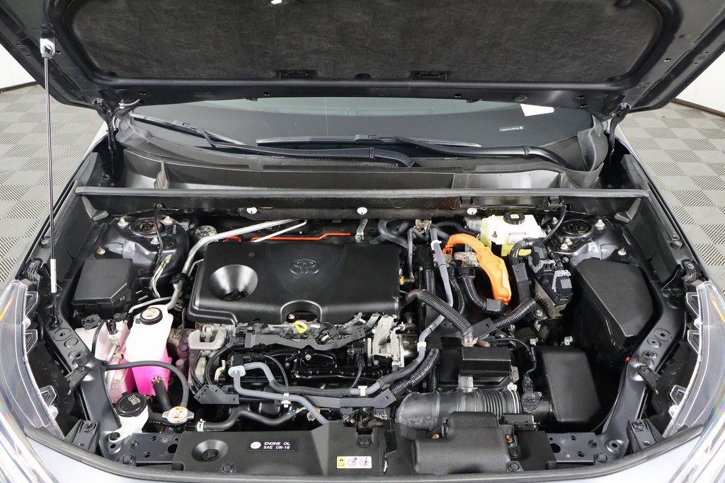 Thumbnail: 2020 Toyota RAV4 - 15