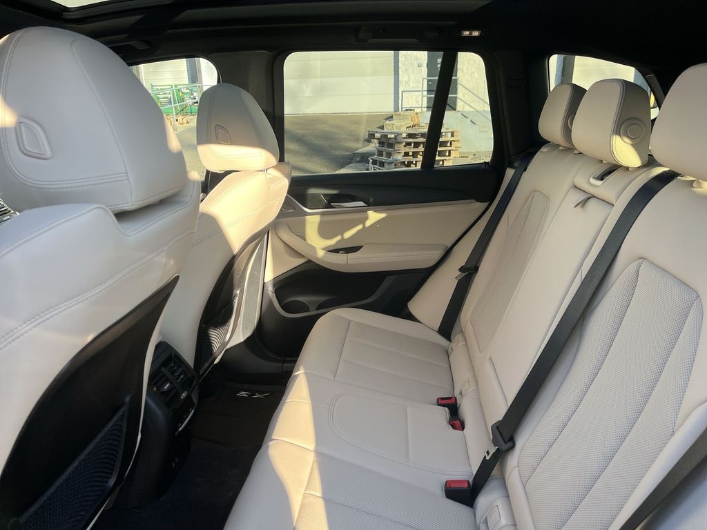 Thumbnail: 2024 BMW X3 - 23