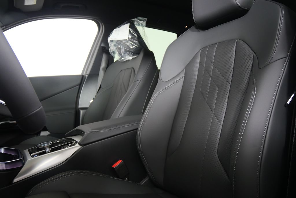 Thumbnail: 2026 BMW X3 - 11