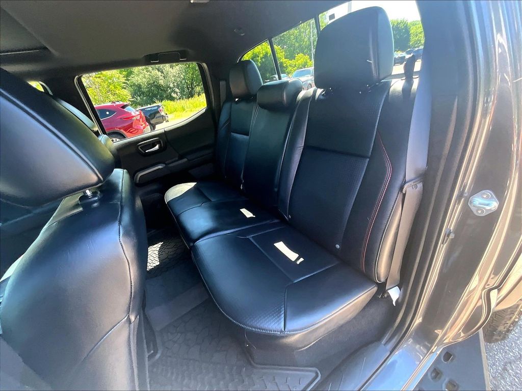 2023 Toyota Tacoma — photo 15