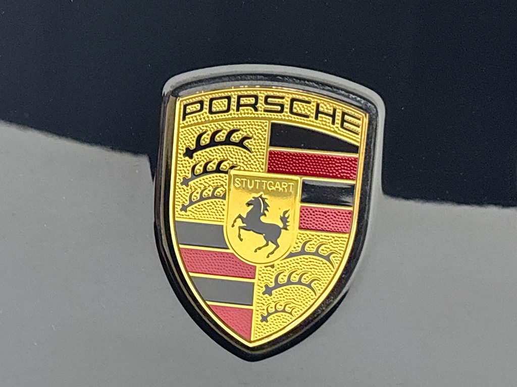 2024 Porsche Macan T