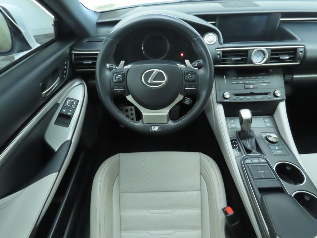 2015 Lexus RC 350 10