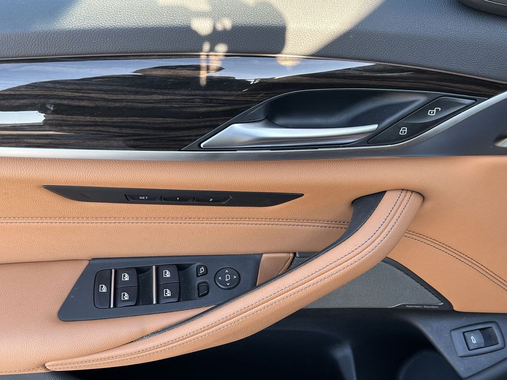 Thumbnail: 2023 BMW 5 Series - 13