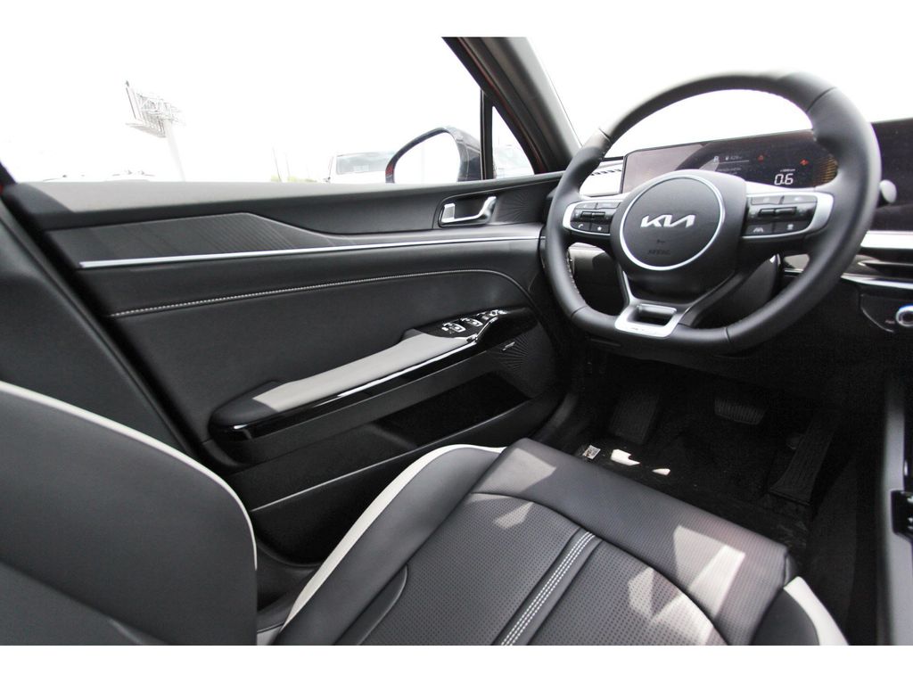 New 2026 Kia K5 Sedan