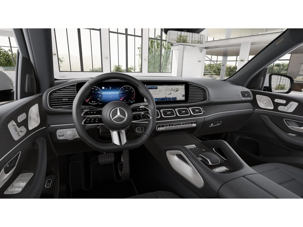 2026 Mercedes Benz GLS 580 4MATIC photo 3