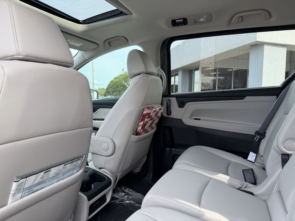 new 2026 Honda Odyssey car, priced at $41,938