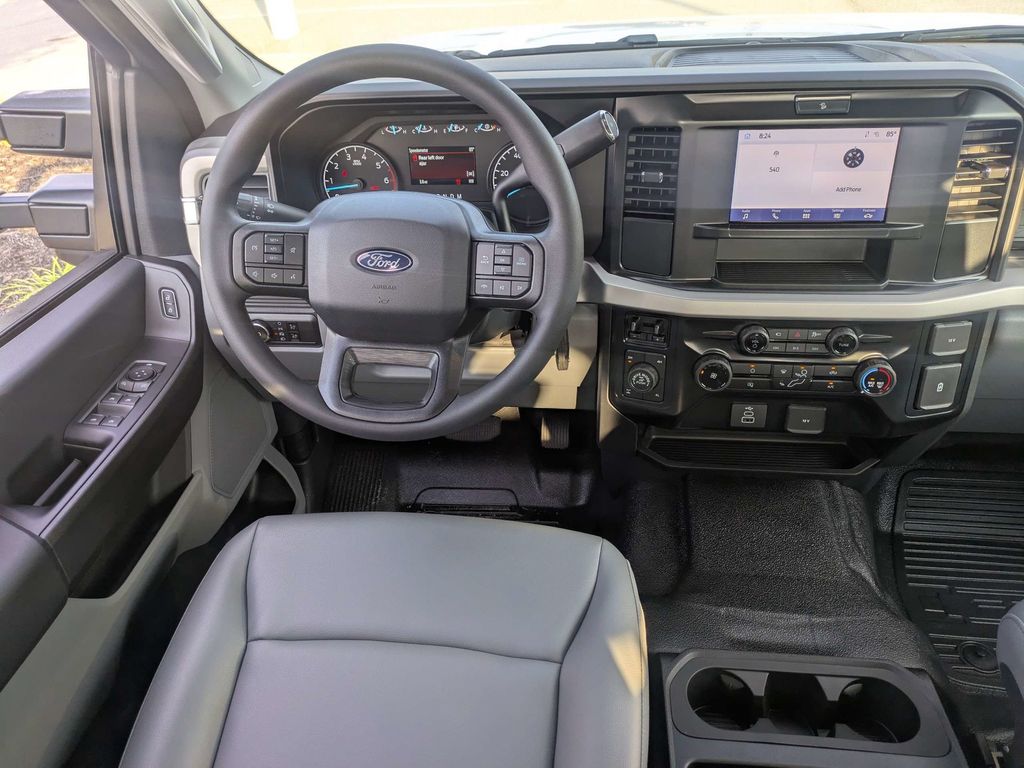 2027 Ford F-250 Super Duty XL