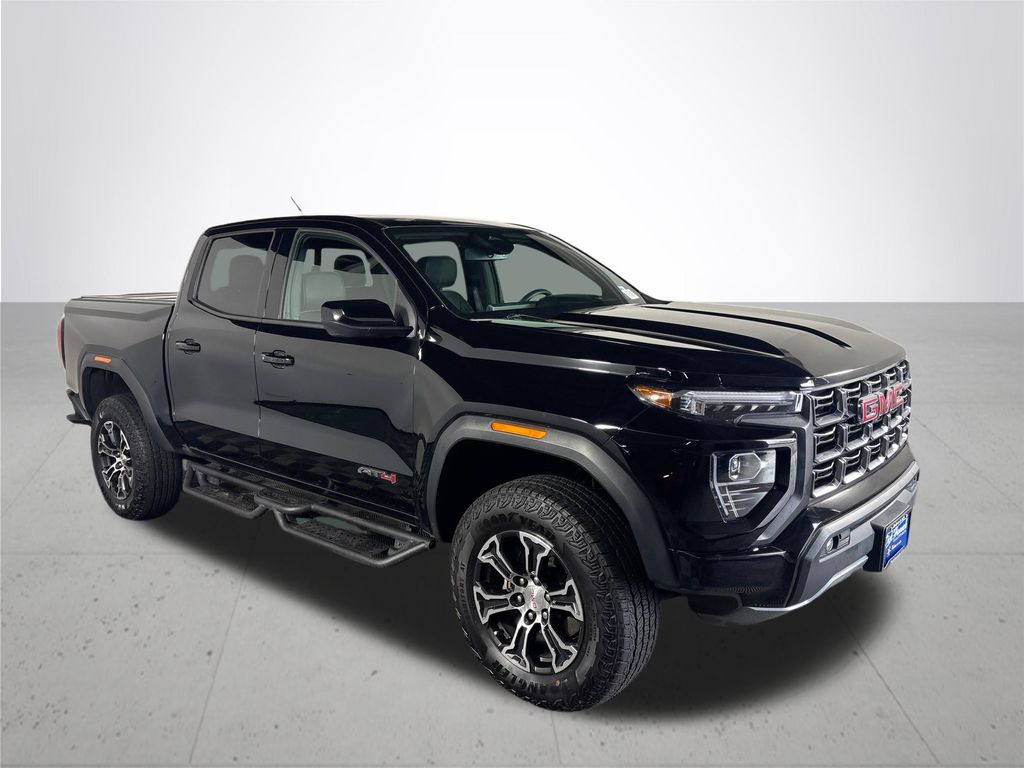 2024 GMC Canyon AT4
