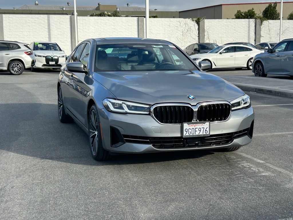 Thumbnail: 2023 BMW 5 Series - 7