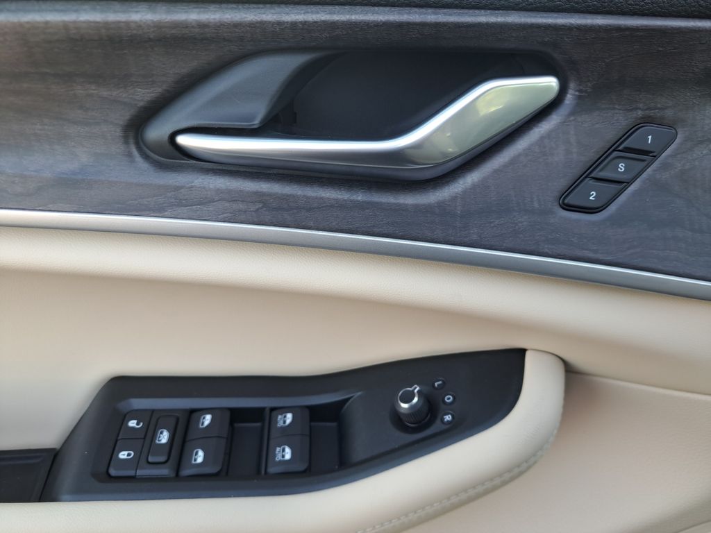 New Car 2025 Jeep Grand Cherokee L  Limited For Sale Under $60,000 In Austin, Texas