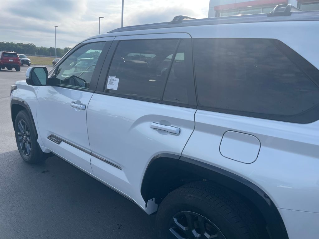 2025 Toyota Sequoia Platinum photo 6