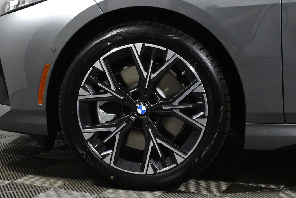 Thumbnail: 2026 BMW 2 Series - 12