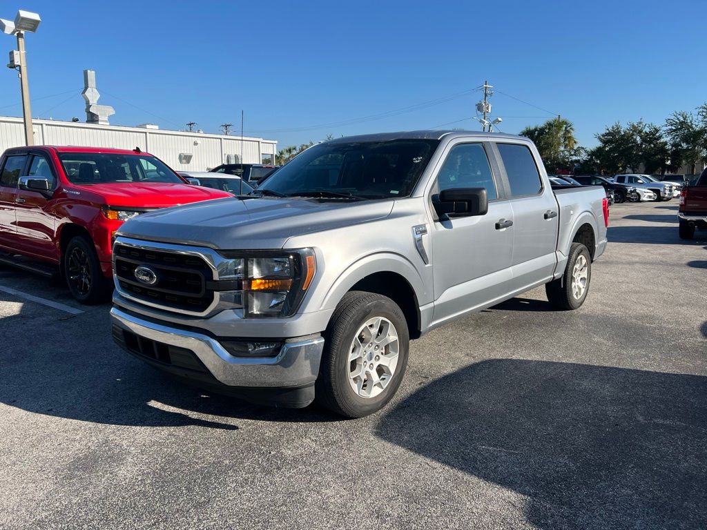 2023 Ford F-150 XLT 2