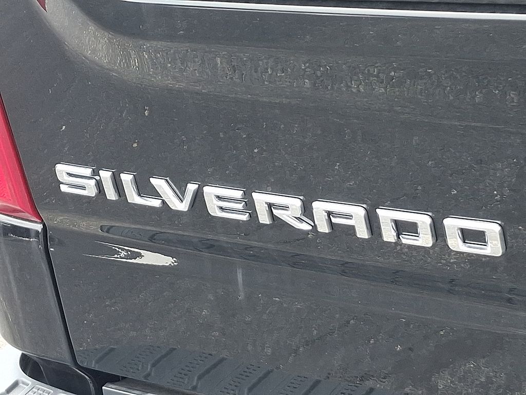 Thumbnail: 2026 Chevrolet Silverado 1500 - 11
