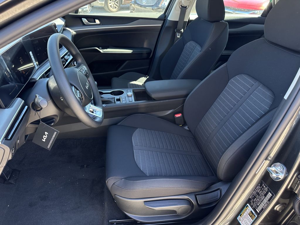 new 2026 Kia K5 car, priced at $25,020