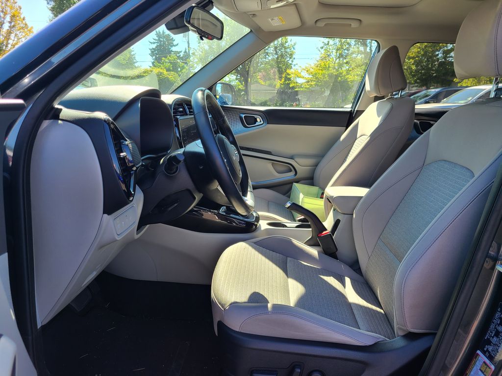 2023 Kia Soul EX
