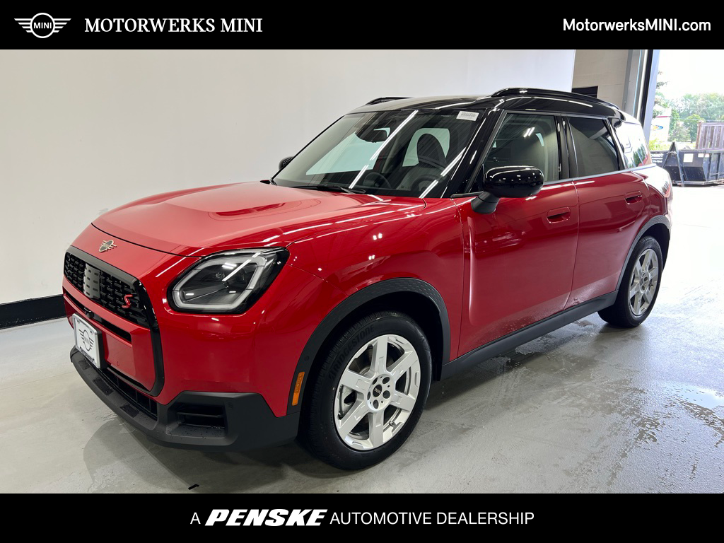 2025 MINI Cooper Countryman Base -
                Golden Valley, MN