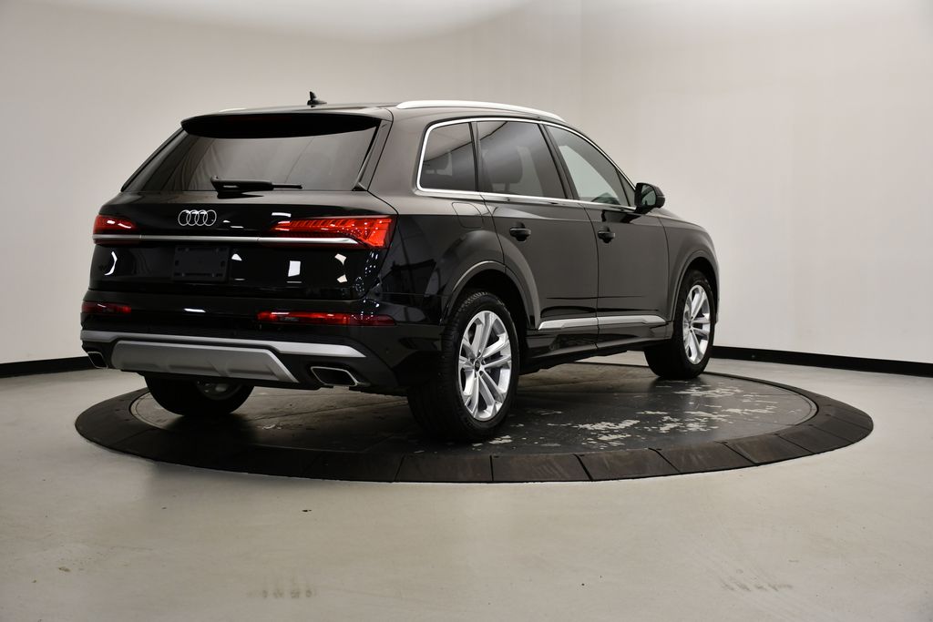 2025 Audi Q7 Premium 5