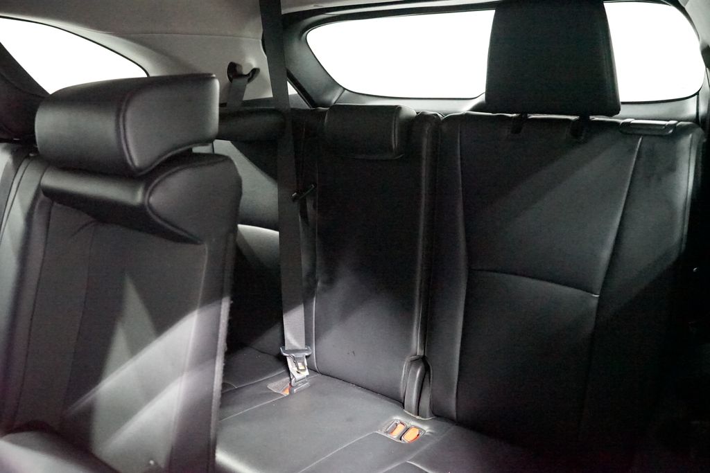 Thumbnail: 2024 Toyota Highlander - 30