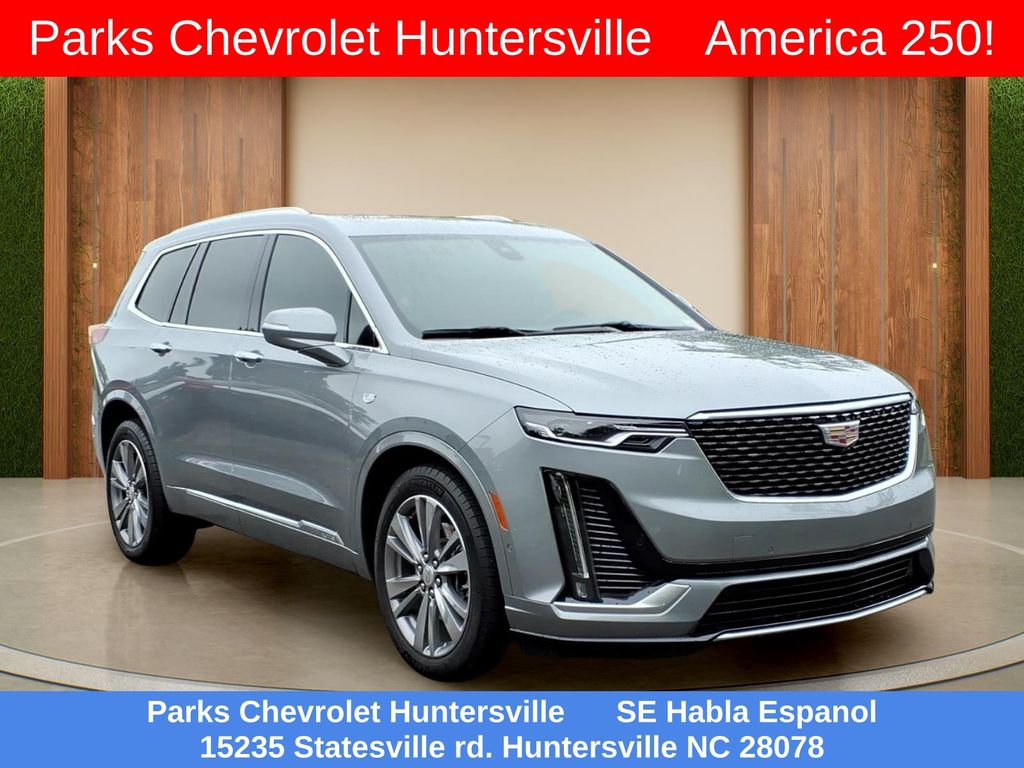 Argent Silver Metallic 2024 Cadillac XT6 SUV / Crossover Front-Wheel Drive 9-Speed Automatic