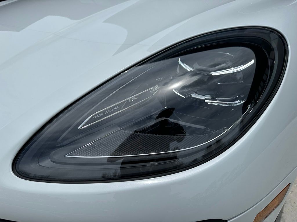 Thumbnail: 2025 Porsche Macan - 13