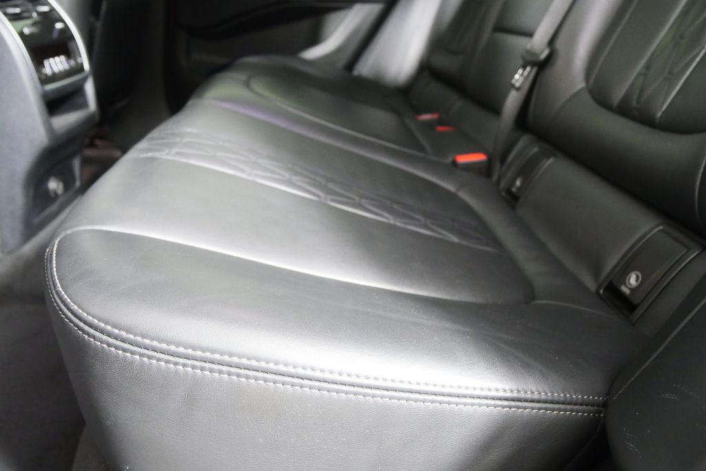 Thumbnail: 2022 BMW X6 - 15