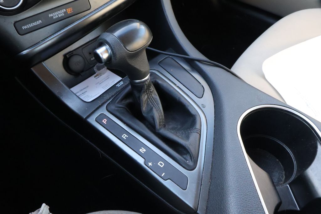 Thumbnail: 2015 Kia Optima - 26