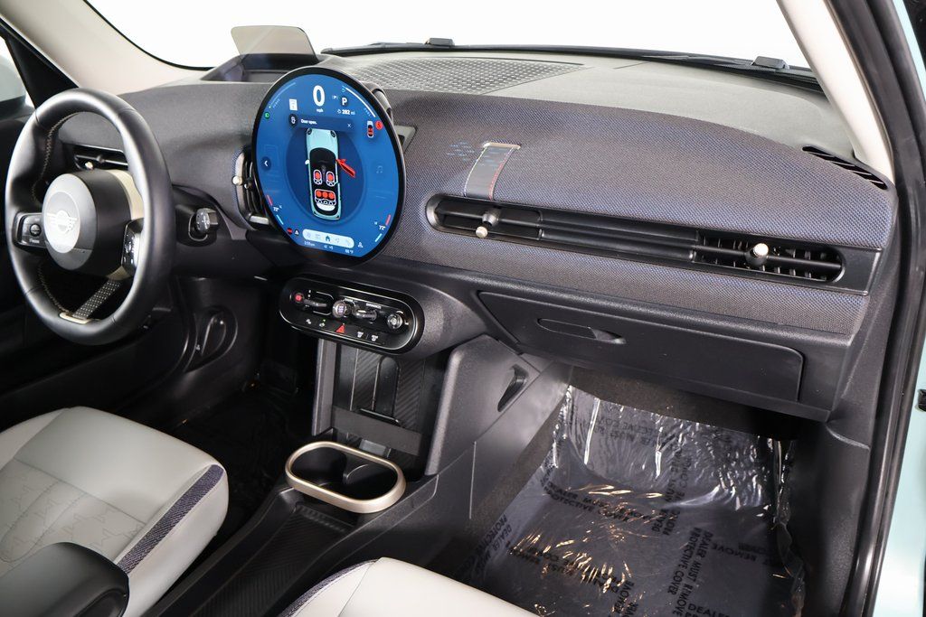 Thumbnail: 2025 MINI Cooper - 9