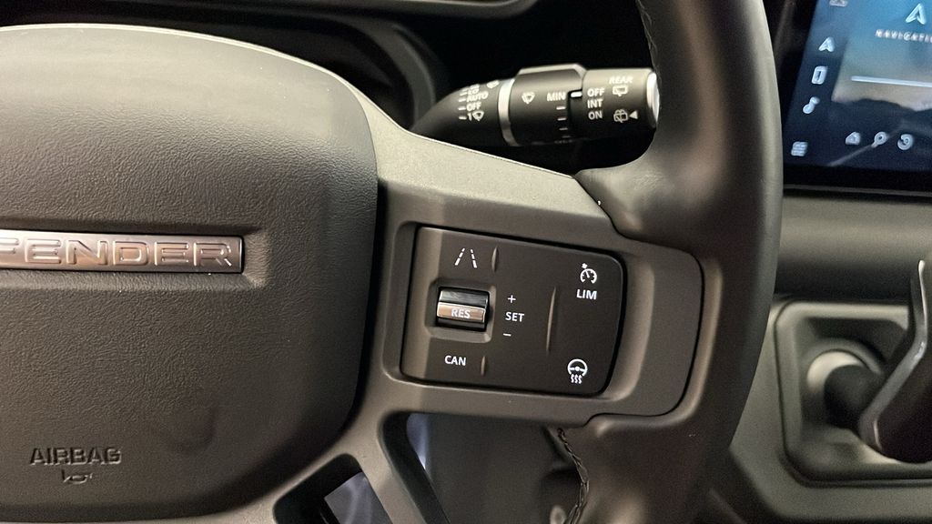 2023 Land Rover Defender 110 15