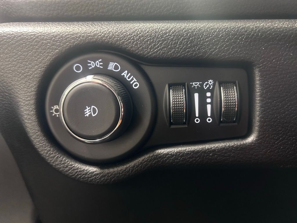 new 2026 Chrysler Pacifica car, priced at $55,875