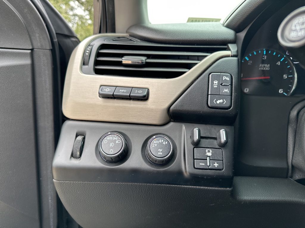 Used Car 2018 Gmc Yukon Xl  Denali For Sale Under $35,000 In Austin, Texas