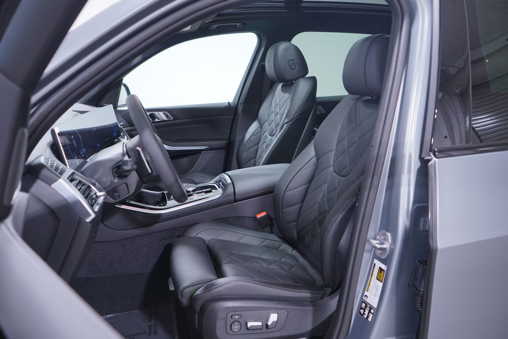 Thumbnail: 2026 BMW X5 - 7