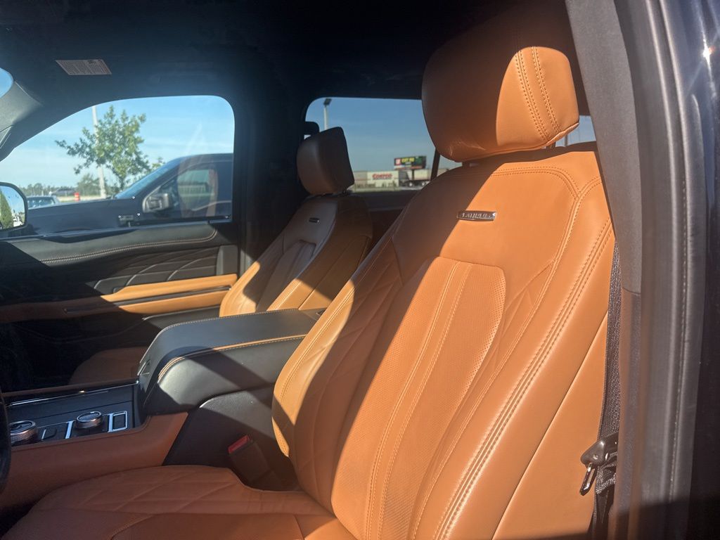 2023 Ford Expedition Platinum MAX
