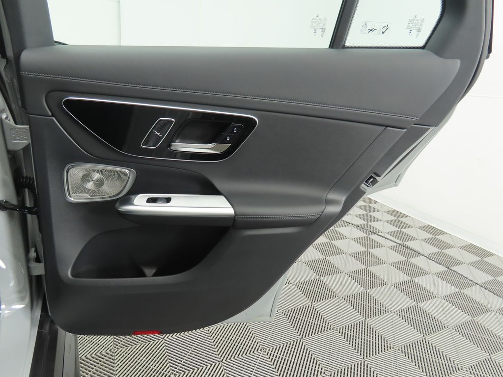 Thumbnail: 2026 Mercedes-Benz GLC - 28