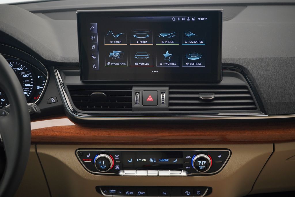 Thumbnail: 2023 Audi Q5 - 11