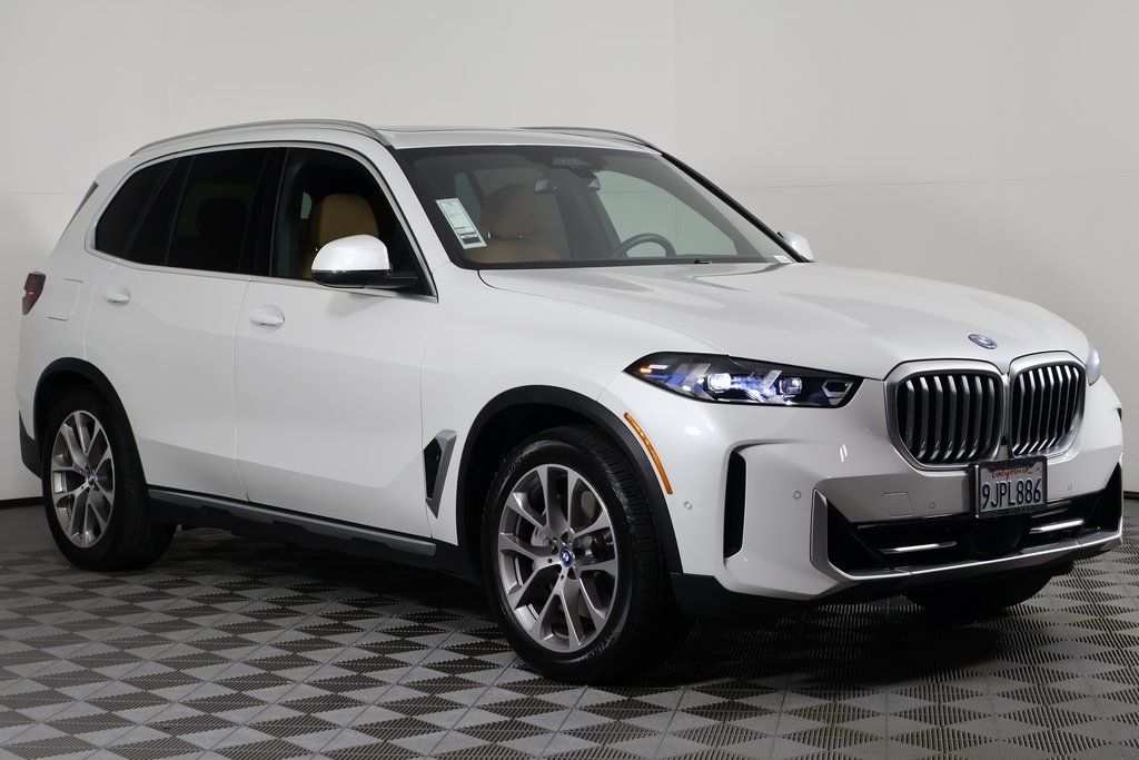 Thumbnail: 2024 BMW X5 - 3
