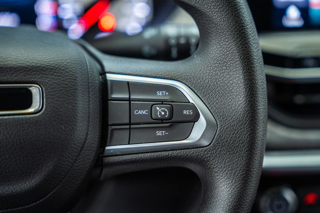 JeepCompass26
